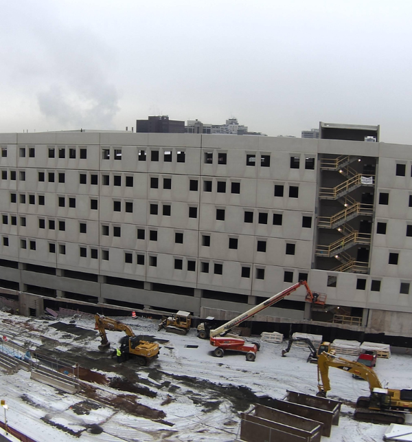 315 Buckingham Street Garage Construction in the snow